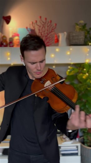 Crazy violin 🤪🎻 (virtuoso version) #violin #crazy #virtuoso #violinista #piano #cello #viola #popmusic #music #musico #musicista #milano #italy #practicemakesperfect