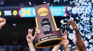 BREAKING: Legendary NCAA Basketball Coach & Three-Time National Champion Passes Away