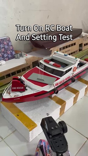 5.7K views · 168 reactions | RC Boat Fire Rescue Test Turn On #rcboatbatam | Hudri | Facebook