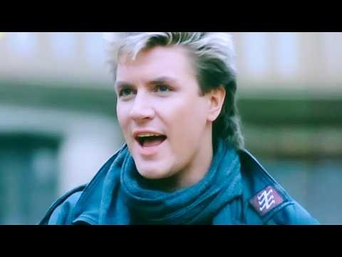 Duran Duran - New Moon On Monday (Official Music Video)