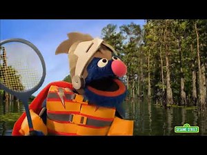 Grover Helps Piggies Up Creek | Super Grover 2.0 - Baby Songs at Home - Funny video for babys
