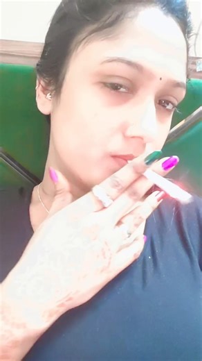 Girl's Smoking Virul 💔😭🚭🔞#smoker #smokingcigars #cigarette #girl #shorts #trending #song #সিগারেট