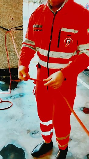 "Voodoo Loop - Tension rope (Passa Block) rescue__plus Tensioning rope using Voodoo or Passa Block method Applications in caving, fixing, rope tensioning, and more Specialized training in work at height (rope access), well rescue, and firefighting #knot #self_support #rope_tension #tension #technical_rescue #rope_access_technician | Amutha's rangoli