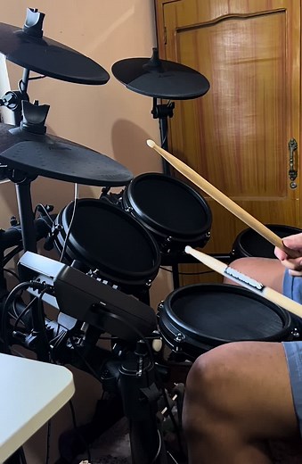 Alesis Nitro Mesh Kit Setup Guide: Drum Norteño & Cubase | Paramore