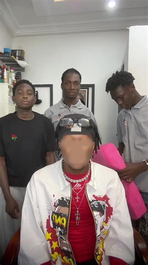 Vidéos de Lakaka (@mode_s_te) avec son original - freeboy.1x