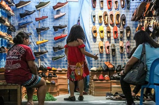 Gov't, private sector urged to patronize local products as mandated by 'Tatak Pinoy' law | ABS-CBN News