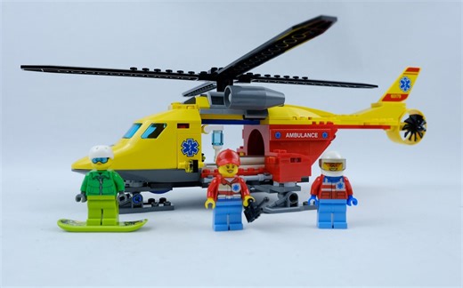 一起来场空中救援吧：乐高60179救援直升机试玩