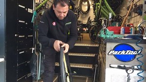 101K views · 1K reactions | How to remove a tubular like a pro, starring Cannondale-Drapac mechanic Fred Bassy. Edit: No rims were harmed in the making of this video, we promise. Fred's just that good. | Velo | Facebook