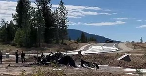 Small plane crashes in Hayden Lake housing development, no injuries reported