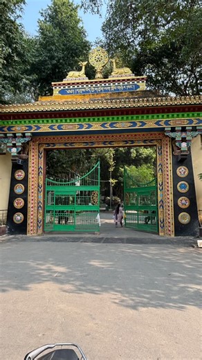 Jyotikaonradio on Instagram: "When you are back from the holiday, but not by choice! (Office humor, meme, holiday, back to work, funny content)"