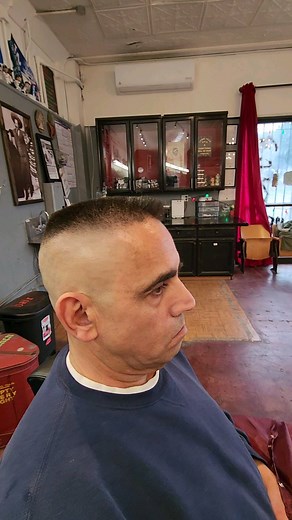 Valerio Family Barber on Instagram: "Horseshoe flattop? No problem #haircut #hair #barbershop #barber #labarber #labarbers #labarbershop #losangeles #boyleheights #fade #flattop"