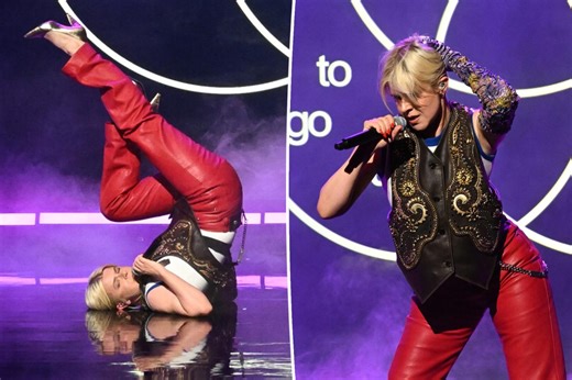 Robyn mocked for cringeworthy performance of ‘awful’ new single on ‘The Late Show’