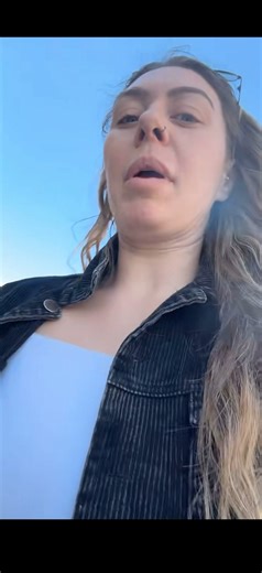 Farting In The Street 🤨😭💨💥😭