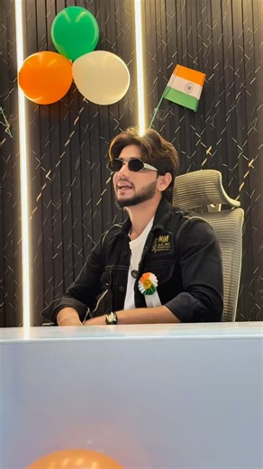 ✨ Shahrukh ❤️🧿 on Instagram: "DM COMPUTER KE REPUBLIC DAY SPECIAL 🥳OFFERS … . #technology #laptop #computer #republicday🇮🇳 #udgir . offer . Offers . Sale."