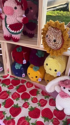 Handmade by Annie | Crochet Craft Market 🌸✨ I had a great time at my market today! It started off a little slow but ended up becoming my best market ever. I... | Instagram