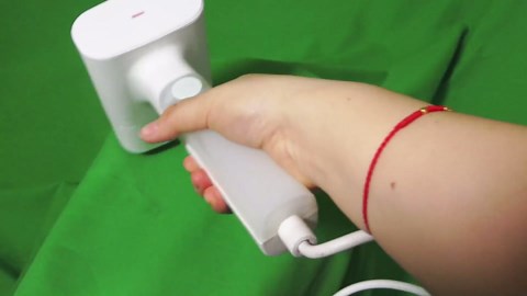 Green Screen Backdrop, 58in Portable Green Screen Chair with Stand Double Sided Foldable Green Background, Chroma Key, for Photography Streaming Gaming Photo Zoom Video Chats and Meeting