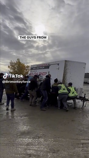 Tough Trailers Built by Canadians | Resilient Trailer Survives High-Speed Incident