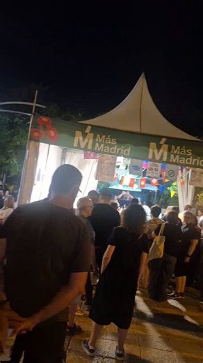 100.000 millones de moscas no pueden equivocarse, seguid comiendo mierda. Este cobarde bloquea los comentarios porque es muy demócrata.