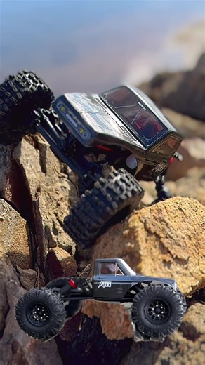 Mini RC rock crawling