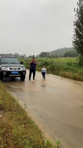 Flexible fat man#somersault