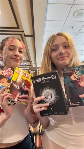 Summing our fav manga with her again #anime #manga #cosplay #longdistancefriendship