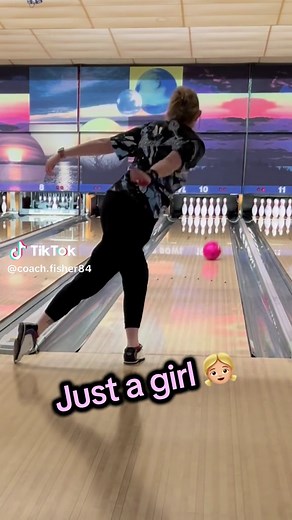 Empowering Girls in Bowling: Breaking Stereotypes