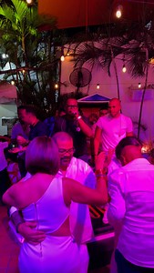 Que lo Baile.. Que lo BAILE 🎶 con la Tambora Band y su Merengue Jam Session, todos los Jueves en Hasta la Tambora Lounge #zonacolonialrd #hastalatamboralounge | Hasta La Tambora Lounge