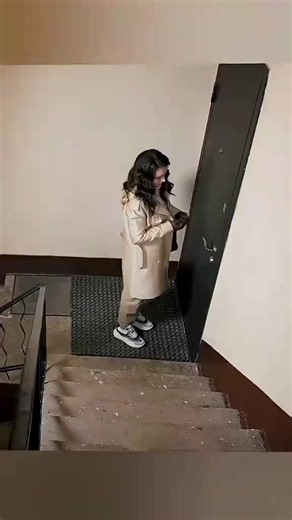 astral.qzq (@astral.qzq)’s video of visit wife in prison