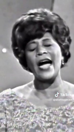 “I Love Being Here With You” live on @The Ed Sullivan Show 🤩 #firstladyofsong #ellafitzgerald #edsullivanshow #livejazz
