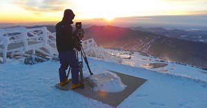 Episode 1, Season 1 Wild Weather