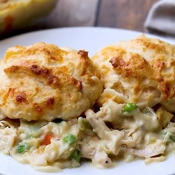 Creamy Country Chicken and Biscuits