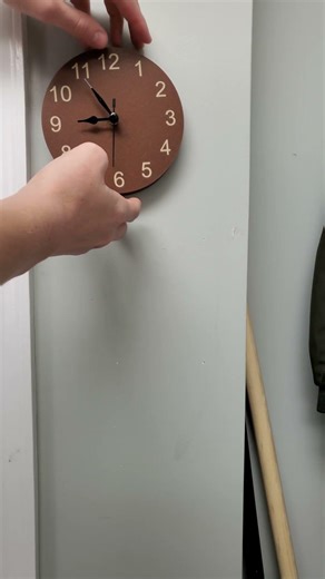 Day 160: Bambu Lab Clock Kit Build! ⏰ #3DPrint #BambuLab #DIY