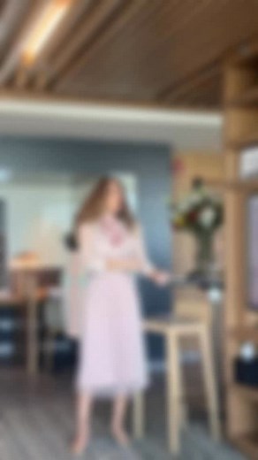 Can you guess the body shape? 👀💃 Watch closely and test your style knowledge — which one is it? 🤔 ‎✨ فيكن تحزروا شكل الجسم؟ 👀💃 ‎تابعوا منيح وجربوا معلوماتكن بالستايل — أي وحدة هي؟ 🤔 | Mind Style Coaching