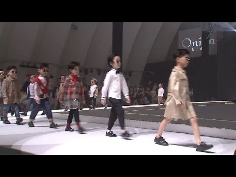 Child models in China: Are they too young for fashion industry?
