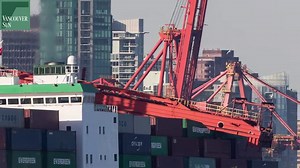 Breakdown in awareness and communication caused bulk carrier crash in Vancouver harbour: TSB