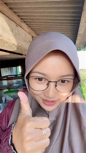 Oky wardaningrum on Instagram: "Sarapan sek bolo 🤤 . . . @oky_warda @pasukan.oky_warda @okyclassic_part @arceline_hnv @boy_nanda_s . . . #okywarda #pasukanokywarda #kocak #lucu #salatiga"