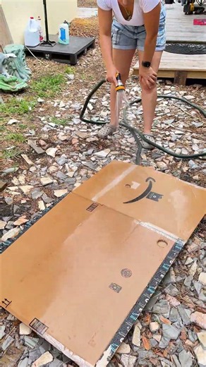 Easy way to get rid of those bulky boxes!
