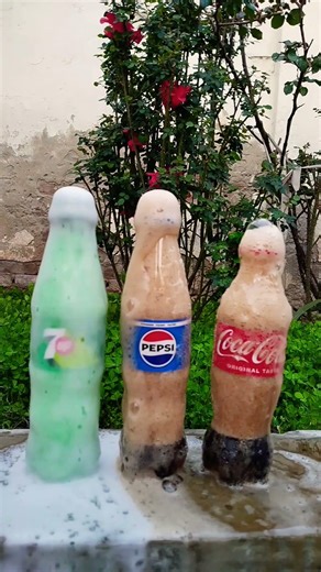 7up vs Pepsi vs coca-cola with mentos #shorts