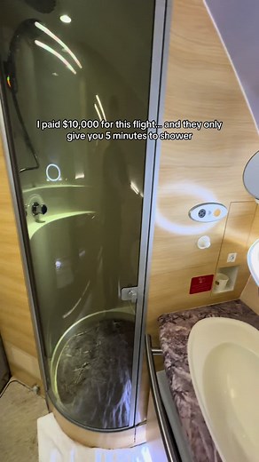 Reviewing My $10,000 Emirates First Class Experience