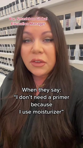 Think ya don't need primer? Think again. Primer acts as a barrier enhances the benefits of your skincare. Amp up your routine 😉 #primer #hydration #skincare #moisturizer #skincare101