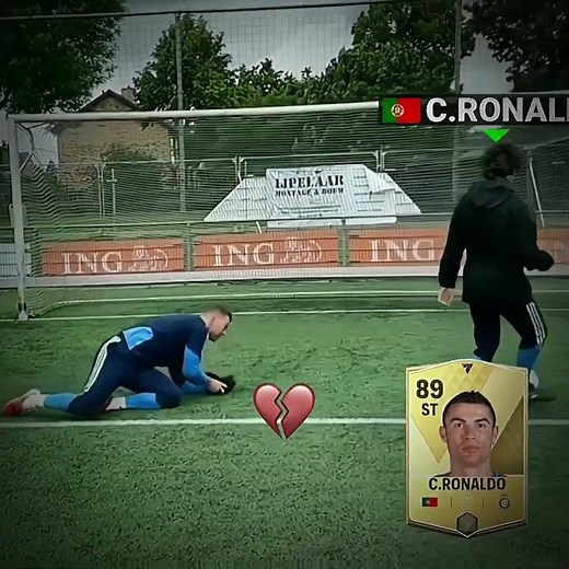Ronaldo x Emi Martinez skills 🤯☠️ #fcmobileid #fc25 #football #viralshort #funny #trending #fc25