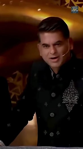 Salman Khan BACKS Rajpal Yadav after award show controversy