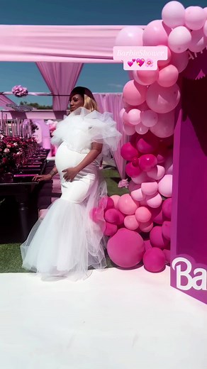 Pretty in Pink Barbie Baby Shower Deco Setup