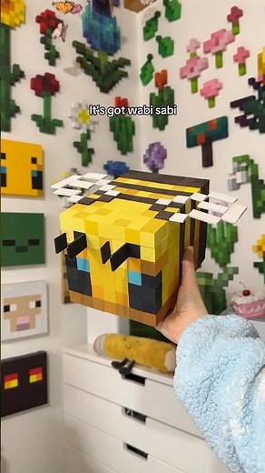 Plushie vs handmade minecraft bee 🐝