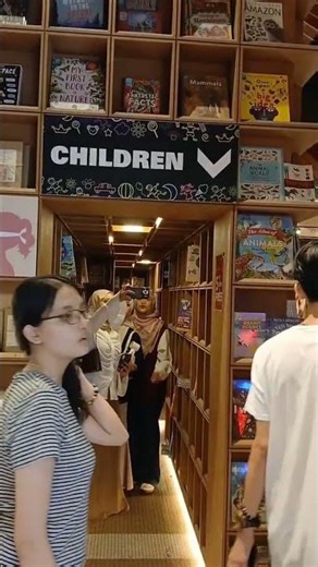 Malaysia Ki Sabse Badi Library 😍 | Must Visit Place in Kuala Lumpur 🇲🇾 | Hidden Gem