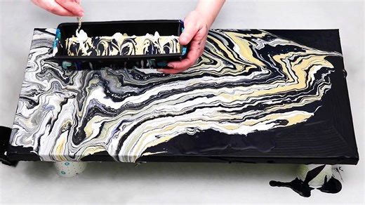 Gorgeous Dirty Pour With a Utensil Container