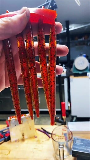 Custom Bait Making: Core Shot Sweet HoneyBrown shell, orange core #baitmaking #fishing #softplastics