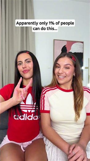 The Finger Link Challenge 🤘👀 #viral