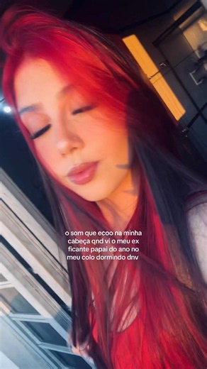 Os vídeos de bea 🧜🏼‍♀️ (@beaalveszl00) com som original - Cams 👑 🏵️