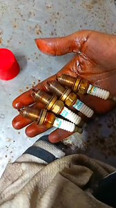 Engine spark plug cleaning #sparkplugs #mechanic #automotive #engine #automobile #viralreelschallenge #usa #canada | Hybrid Repair Service & Car A.C Service